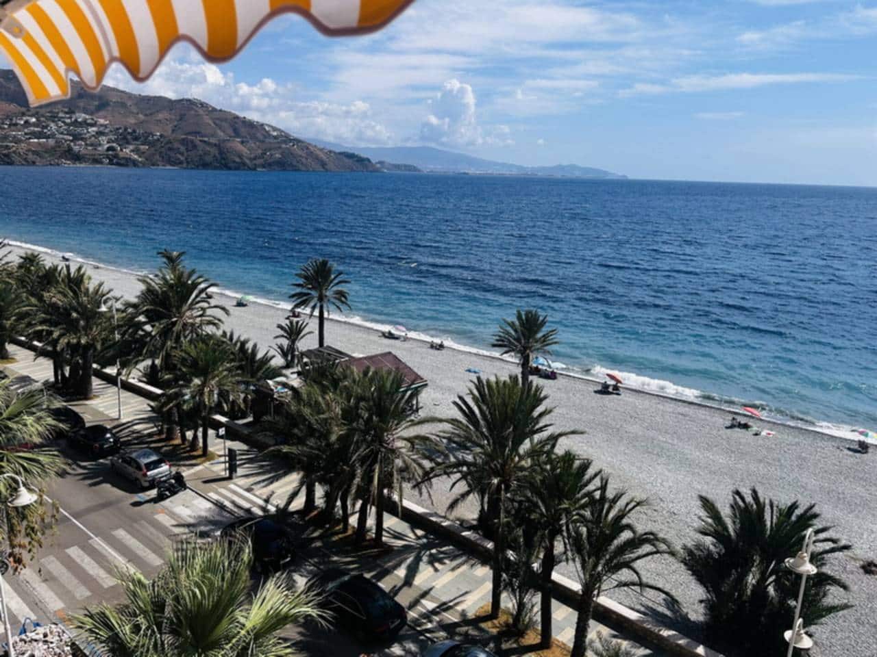 Appartement de 2 chambres à louer à Almunecar - 980 € (Ref: 9296612)