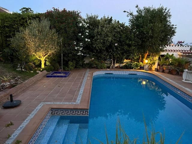 3 sypialnia Willa na sprzedaż w Almuñécar z basenem garażem - 695 000 € (Ref: 9357968)