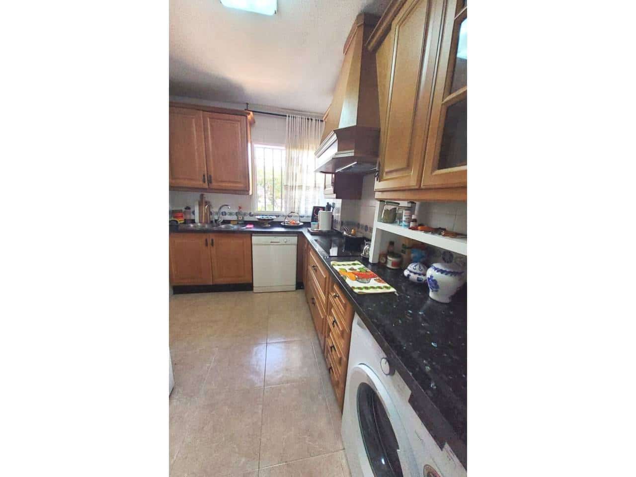 4 soveværelse Villa til salg i Taramay med swimmingpool garage - € 625.000 (Ref: 9357969)