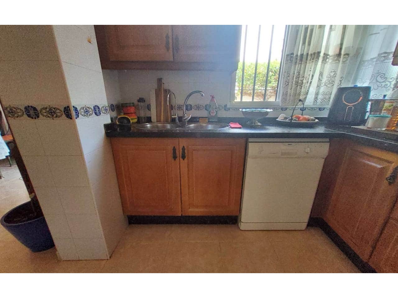 4 soveværelse Villa til salg i Taramay med swimmingpool garage - € 625.000 (Ref: 9357969)