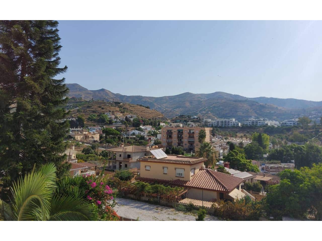 4 soveværelse Villa til salg i Taramay med swimmingpool garage - € 625.000 (Ref: 9357969)