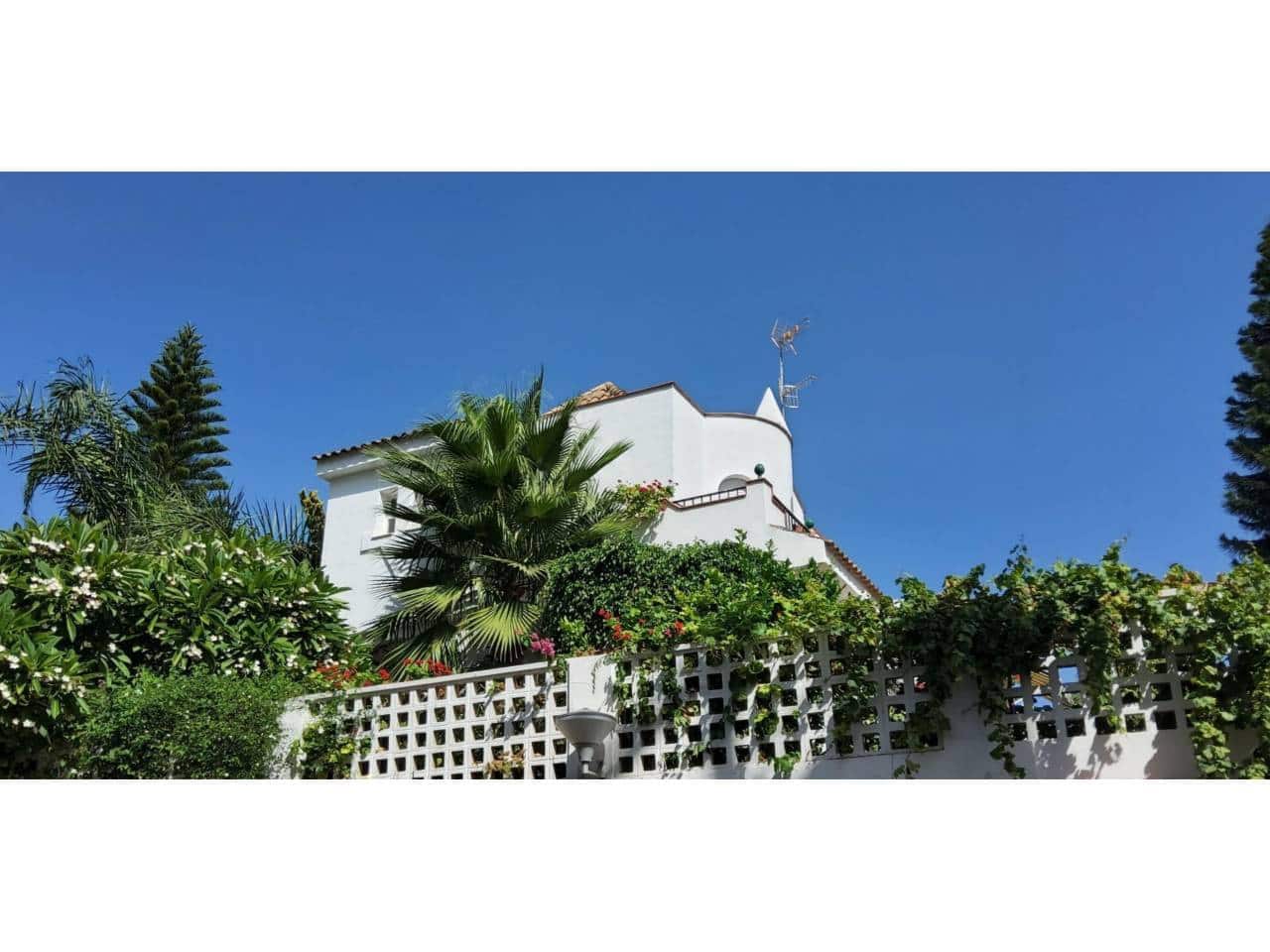 4 soveværelse Villa til salg i Taramay med swimmingpool garage - € 625.000 (Ref: 9357969)