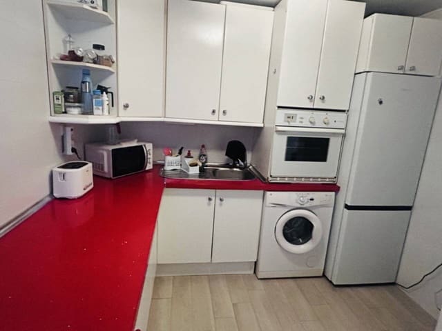 Appartement de 2 chambres à louer à Almuñécar - 980 € (Ref: 9382305)