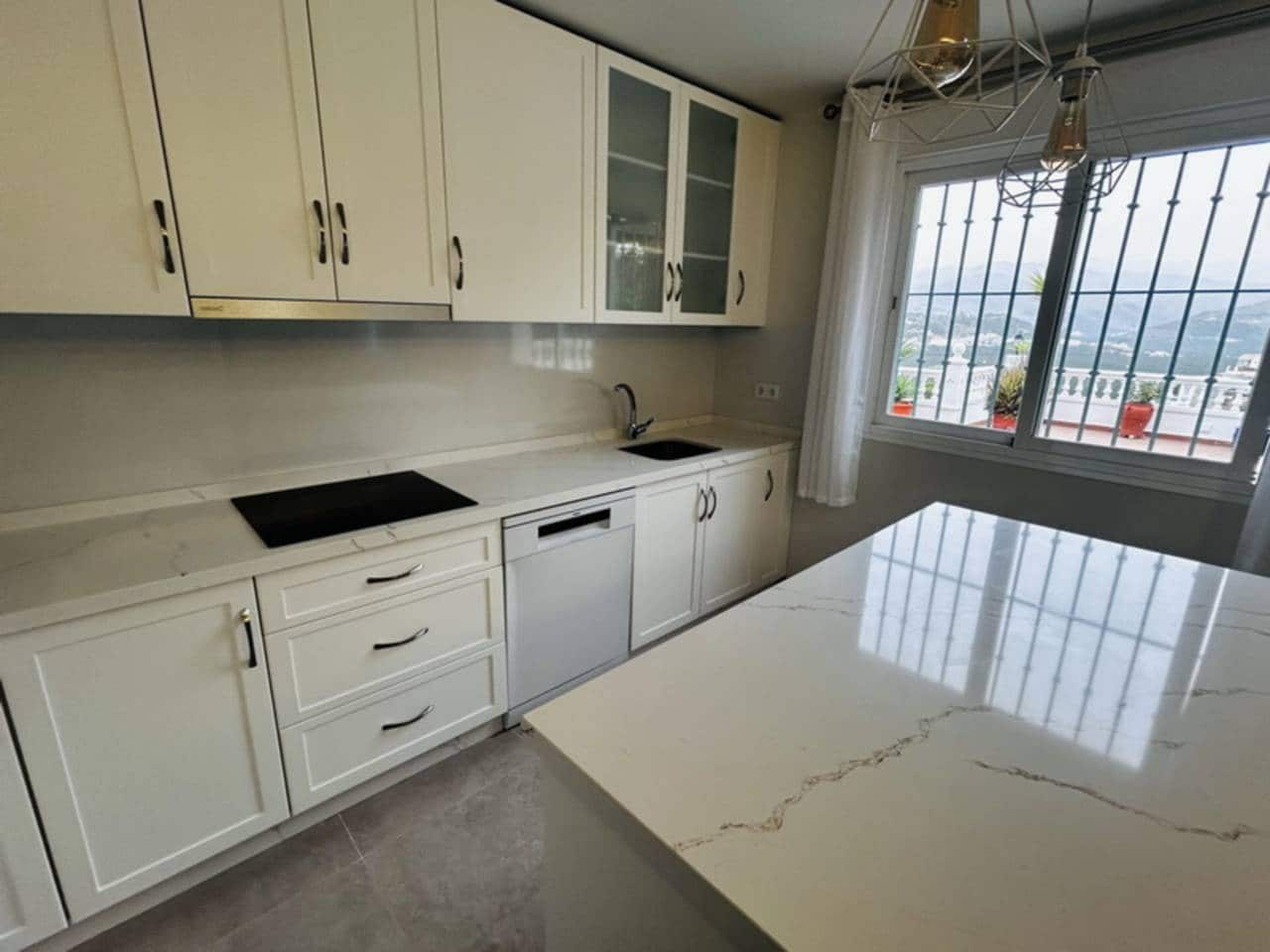 2 sypialnia Mieszkanie do wynajęcia w Almunecar z basenem - 1 200 € (Ref: 9395693)