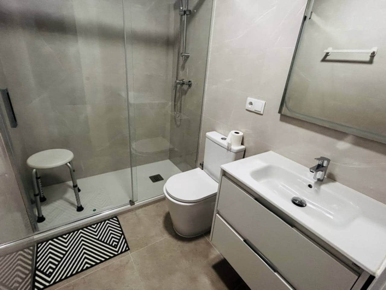 2 sypialnia Mieszkanie do wynajęcia w Almunecar z basenem - 1 200 € (Ref: 9395693)