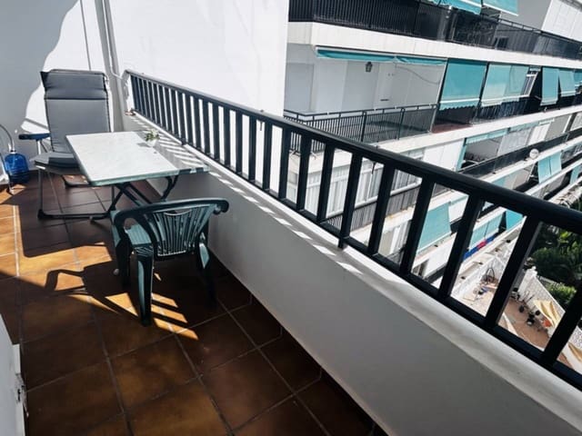 2 bedroom Apartment for rent in Almuñécar with garage - € 980 (Ref: 9412595)