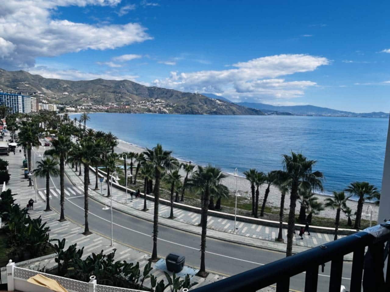 2 bedroom Apartment for rent in Almunecar with garage - € 980 (Ref: 9412595)