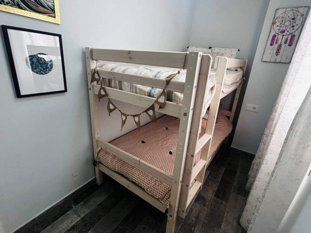 2 bedroom Flat for rent in Almunecar - € 750 (Ref: 9412596)