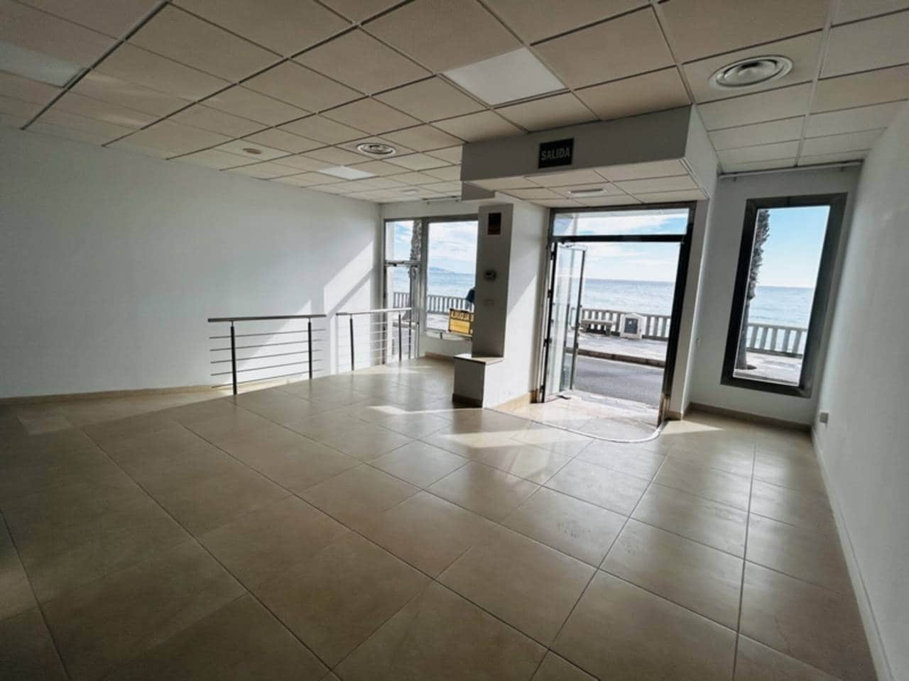 Erhverv til leje i Almunecar - € 1.200 (Ref: 9413567)