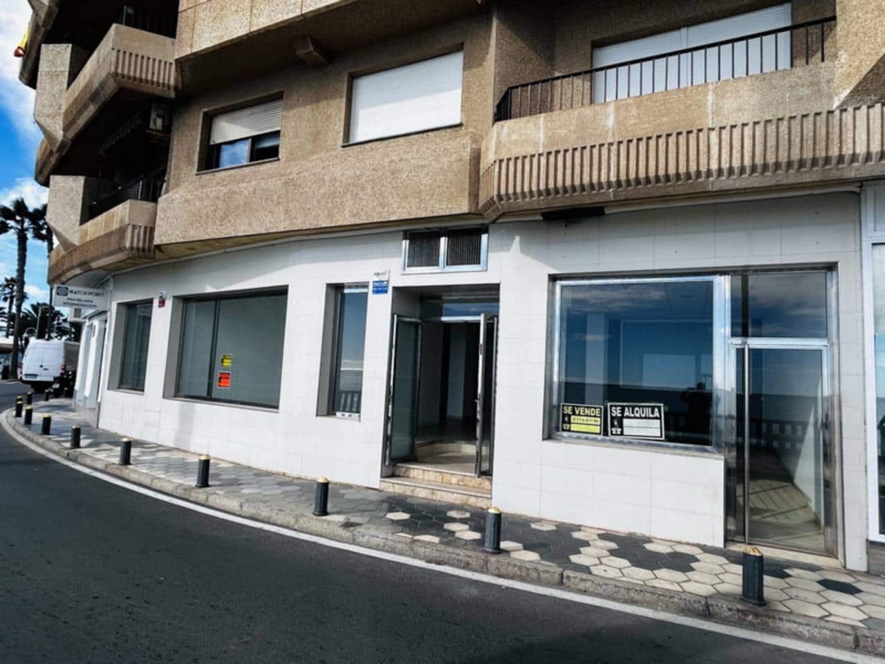 Erhverv til leje i Almunecar - € 1.200 (Ref: 9413567)