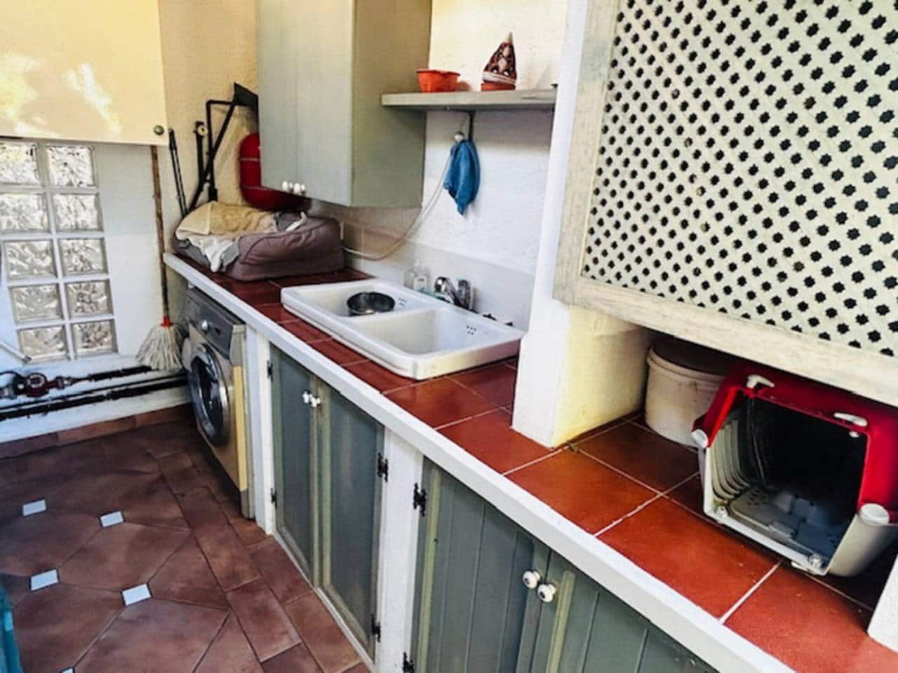 2 soveværelse Villa til salg i Almunecar med swimmingpool garage - € 380.000 (Ref: 9430750)