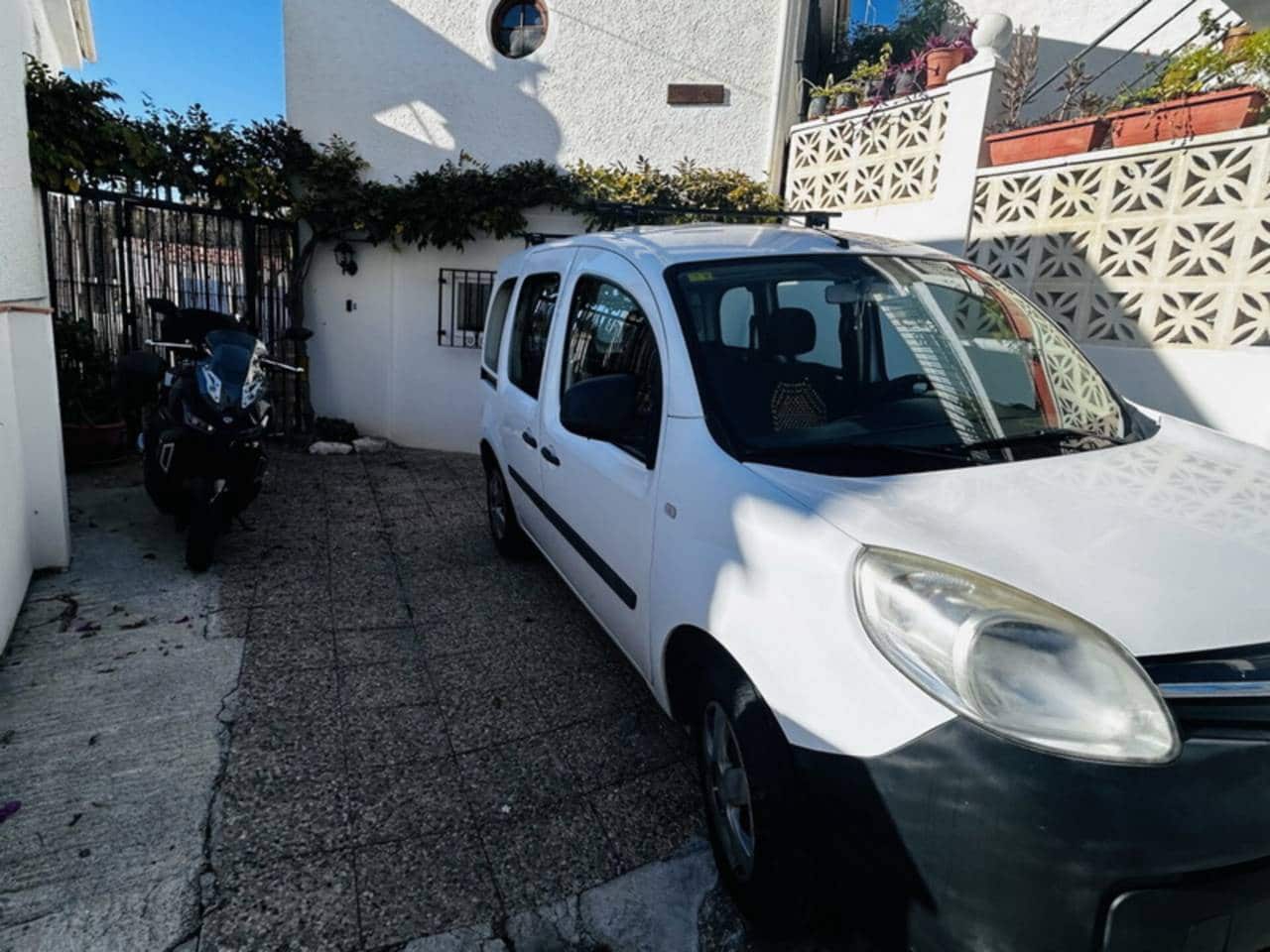 2 soveværelse Villa til salg i Almunecar med swimmingpool garage - € 380.000 (Ref: 9430750)