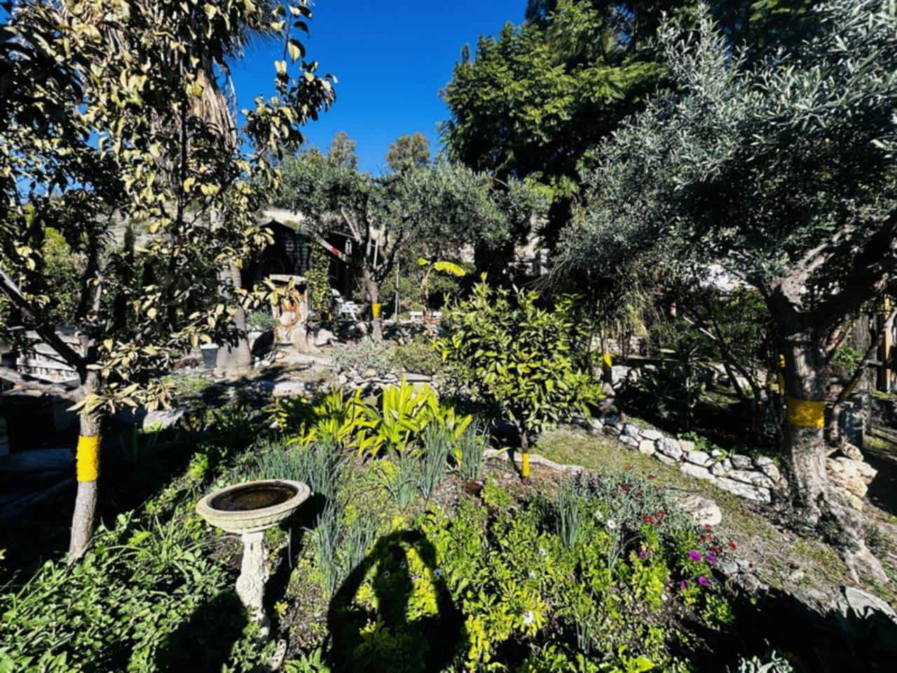 2 soveværelse Villa til salg i Almunecar med swimmingpool garage - € 380.000 (Ref: 9430750)