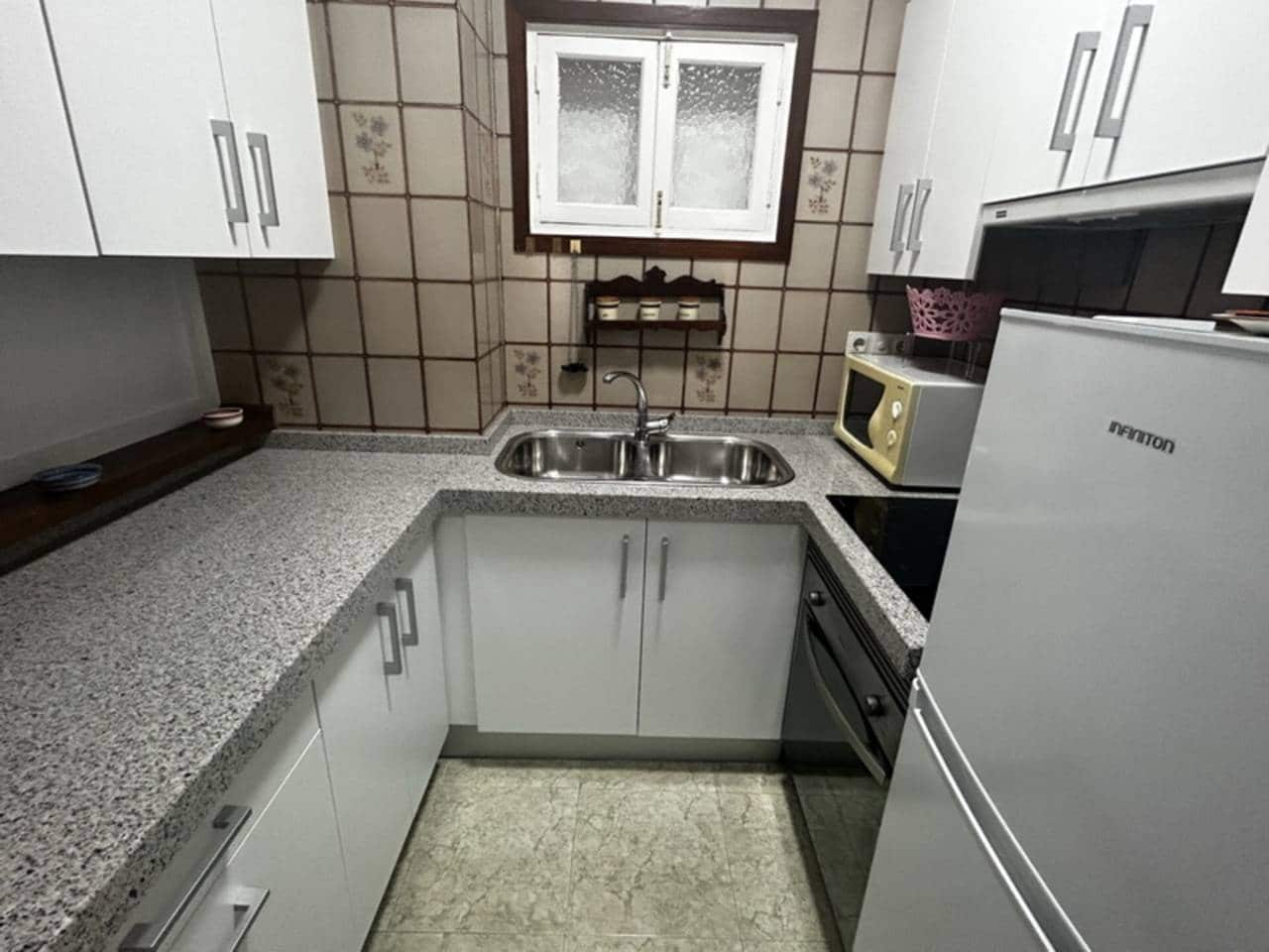 2 quarto Apartamento para arrendar em Velilla com piscina - 800 € (Ref: 9451390)