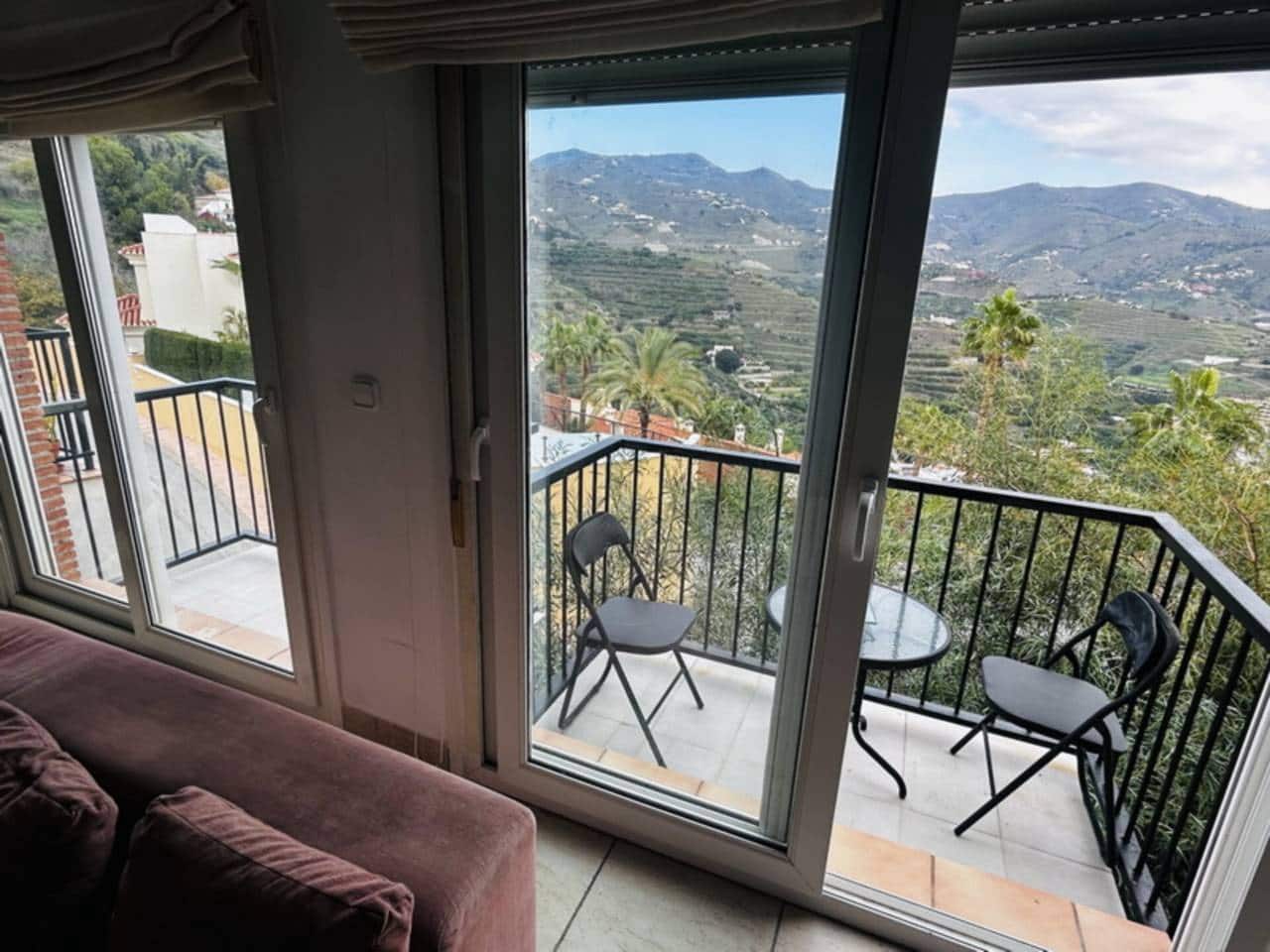 3 bedroom Townhouse for sale in Velilla - € 280,000 (Ref: 9451391)