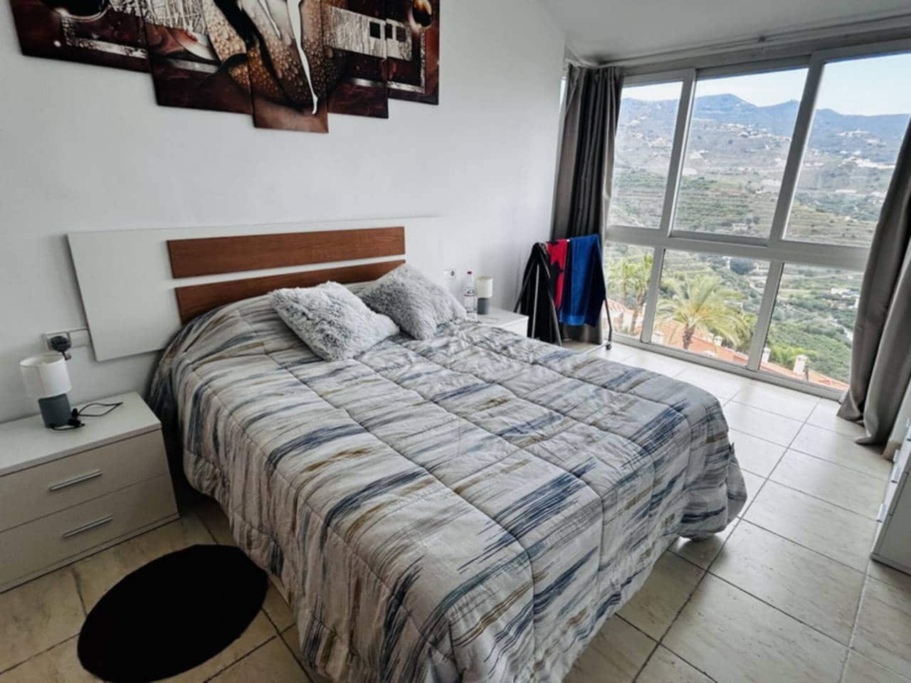 3 bedroom Townhouse for sale in Velilla - € 280,000 (Ref: 9451391)