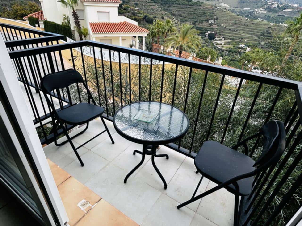 3 bedroom Townhouse for sale in Velilla - € 280,000 (Ref: 9451391)