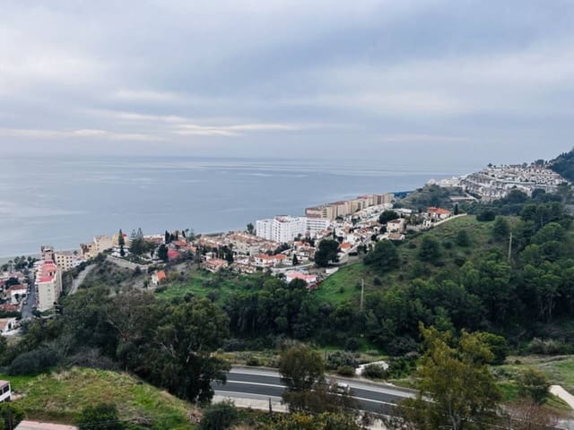 2 makuuhuone Huoneisto myytävänä paikassa Velilla, Almuñécar mukana 
autotalli - 213 000 € (Ref: 9452488)