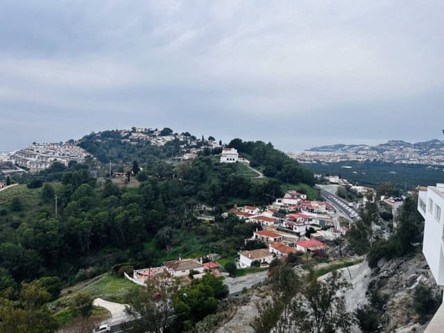 2 makuuhuone Huoneisto myytävänä paikassa Velilla, Almuñécar mukana 
autotalli - 213 000 € (Ref: 9452488)