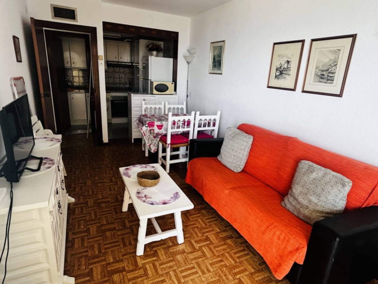 1 Zimmer Apartment zu vermieten in Almunecar mit Pool - 700 € (Ref: 9471644)