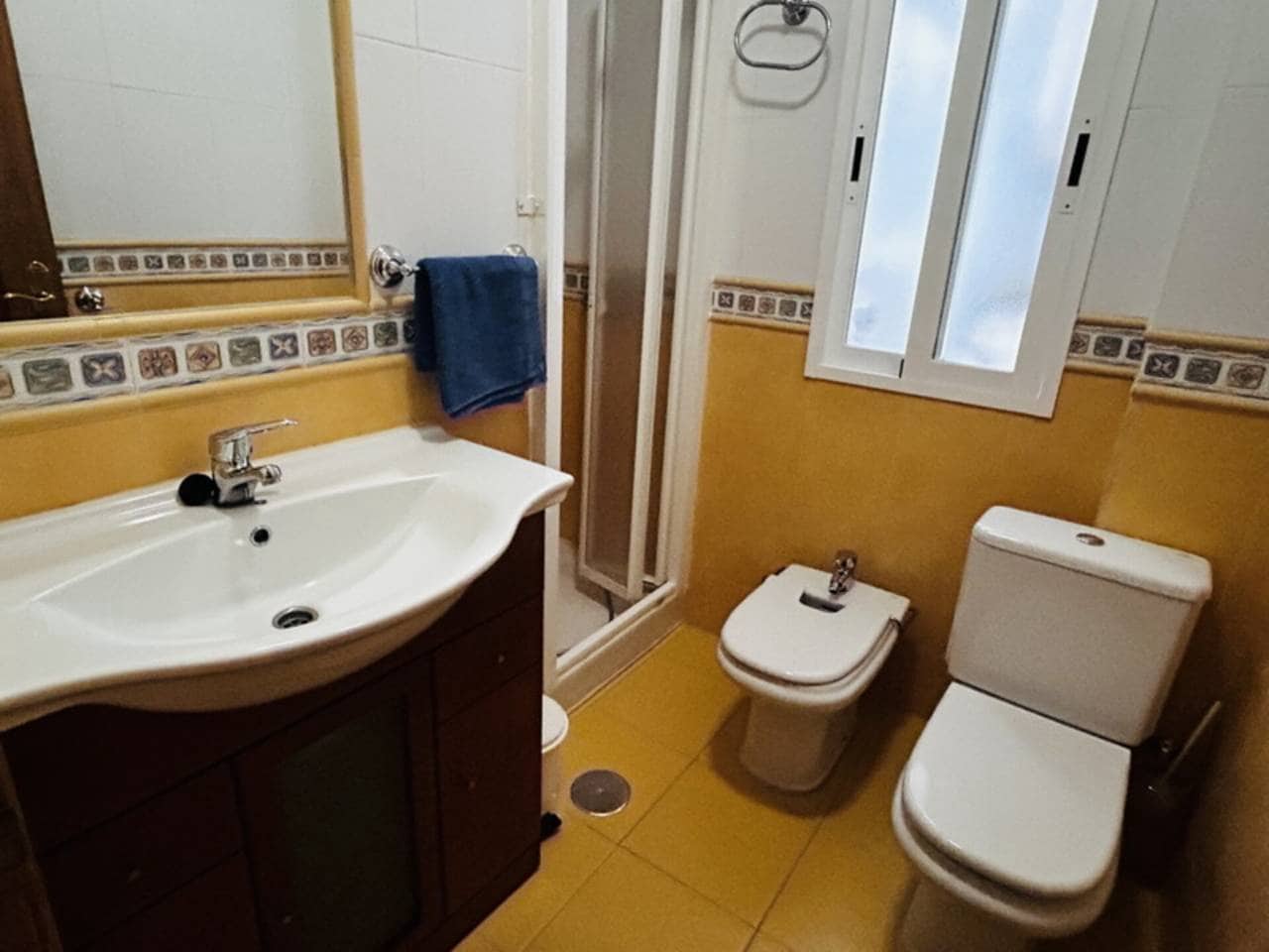 Appartement de 4 chambres à louer à Almunecar - 900 € (Ref: 9471645)