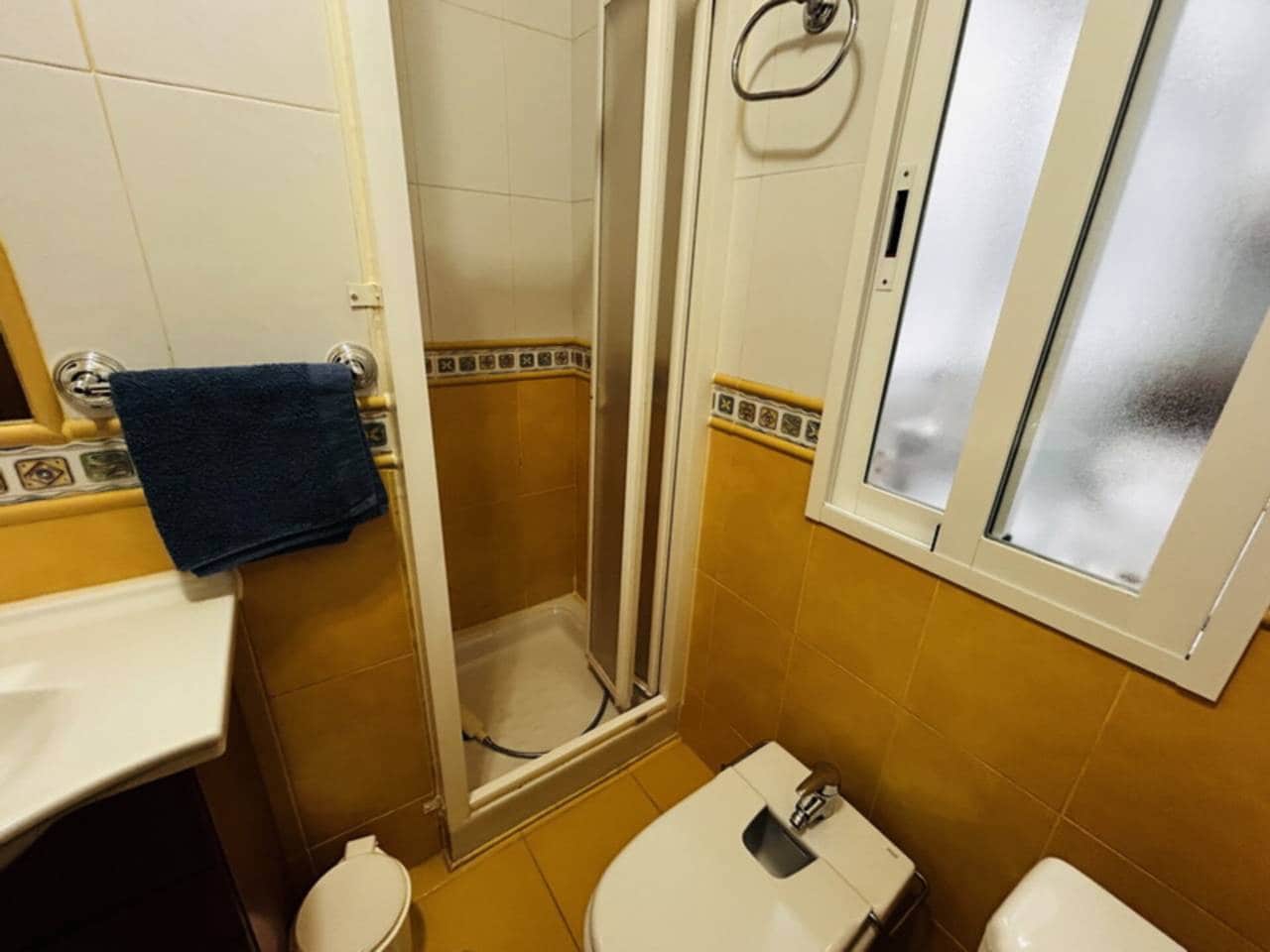 Appartement de 4 chambres à louer à Almunecar - 900 € (Ref: 9471645)