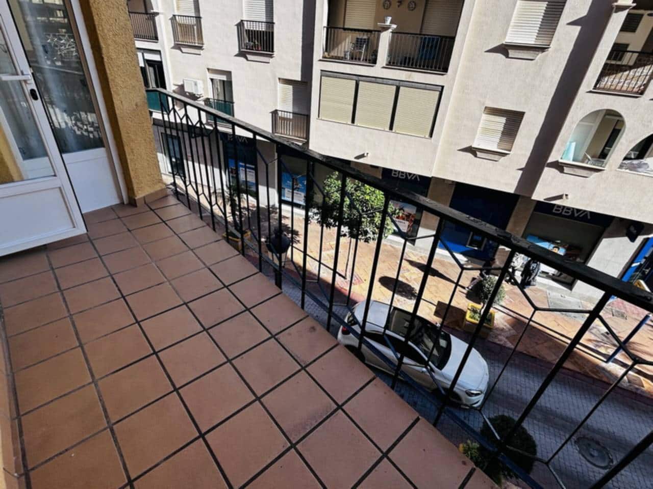 Appartement de 4 chambres à louer à Almunecar - 900 € (Ref: 9471645)