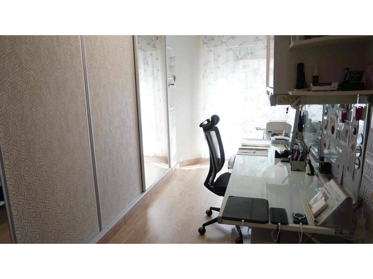 3 Zimmer Apartment zu verkaufen in Almunecar mit Garage - 370.000 € (Ref: 9525959)