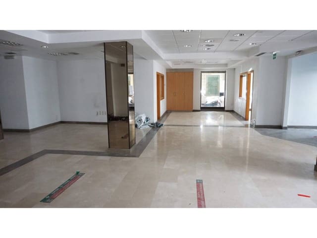 Erhverv til leje i Almuñécar - € 2.800 (Ref: 9585266)