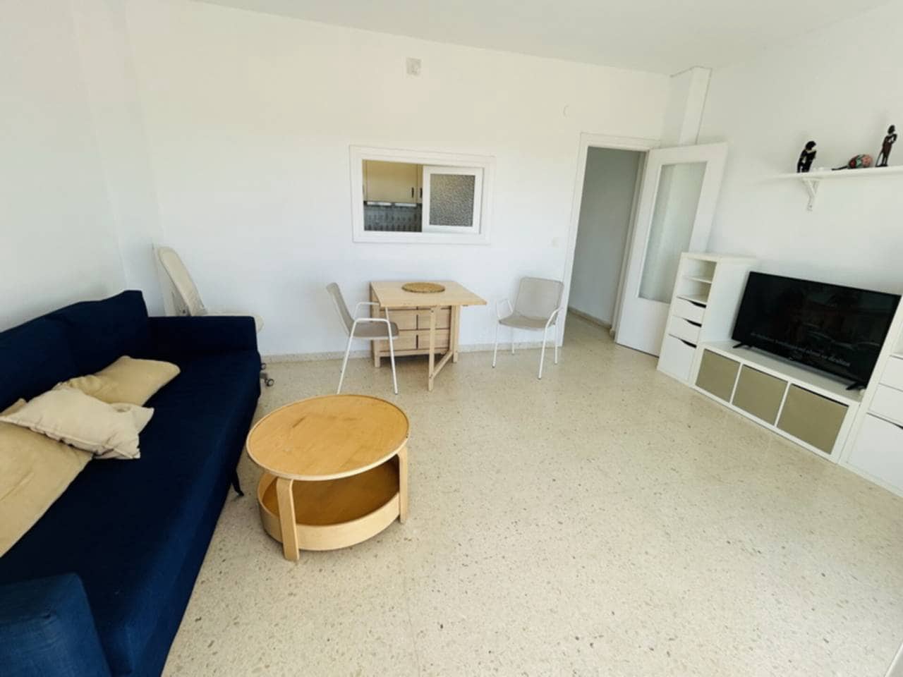 1 makuuhuone Huoneisto vuokrattavana paikassa Velilla mukana uima-altaan - 750 € (Ref: 9603582)