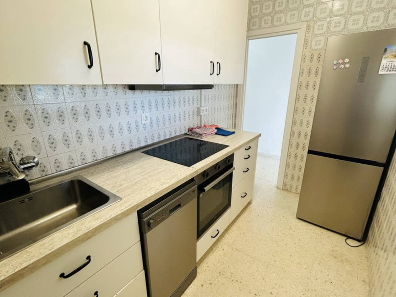 1 makuuhuone Huoneisto vuokrattavana paikassa Velilla mukana uima-altaan - 750 € (Ref: 9603582)