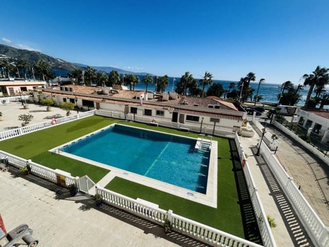 1 makuuhuone Huoneisto vuokrattavana paikassa Velilla, Almuñécar mukana uima-altaan - 750 € (Ref: 9603582)