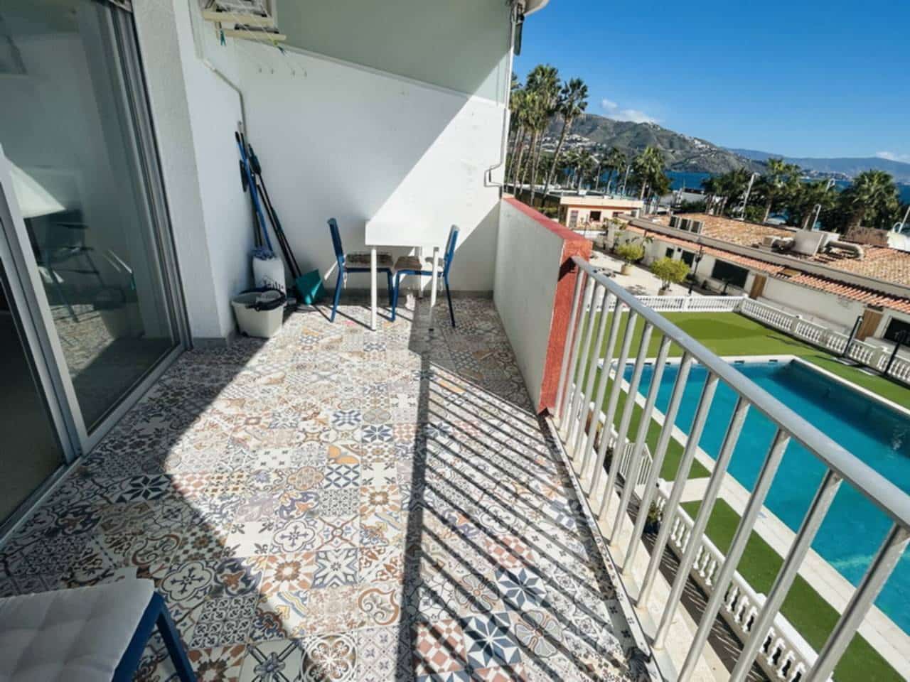 1 makuuhuone Huoneisto vuokrattavana paikassa Velilla mukana uima-altaan - 750 € (Ref: 9603582)