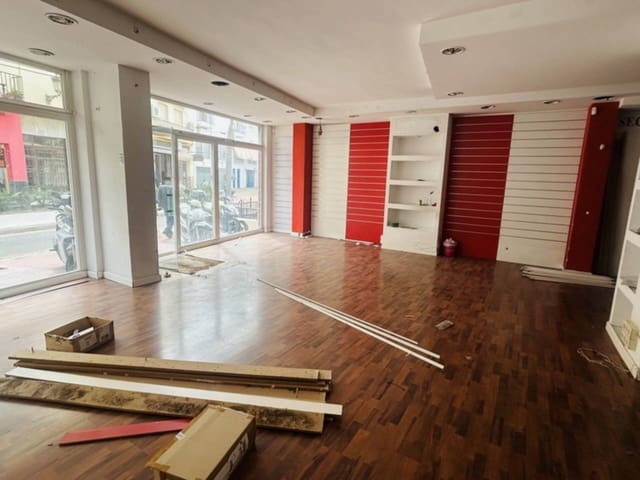 Commercial for rent in Almuñécar - € 850 (Ref: 9703319)