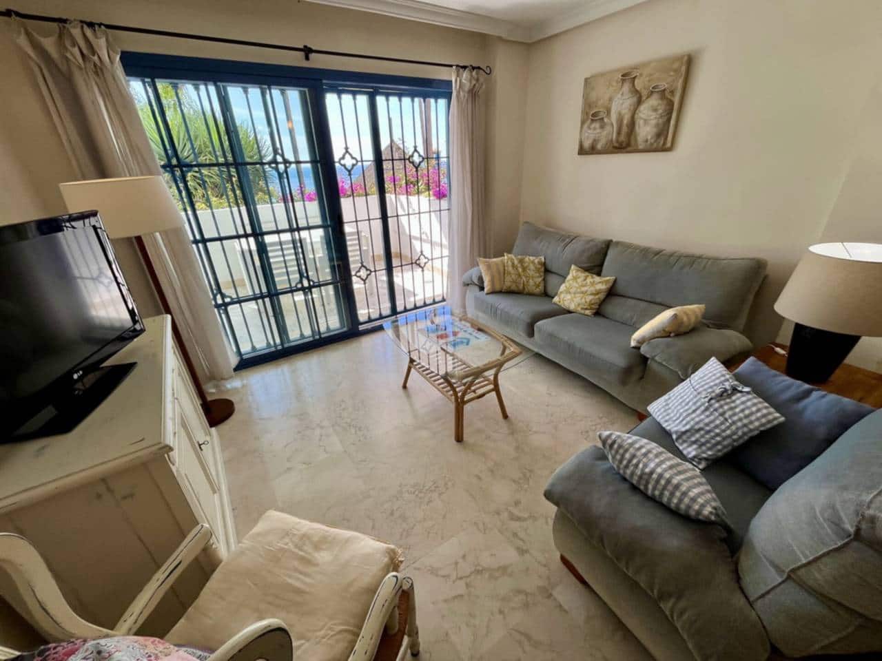 2 soveværelse Lejlighed til salg i Taramay med swimmingpool garage - € 365.000 (Ref: 9751518)