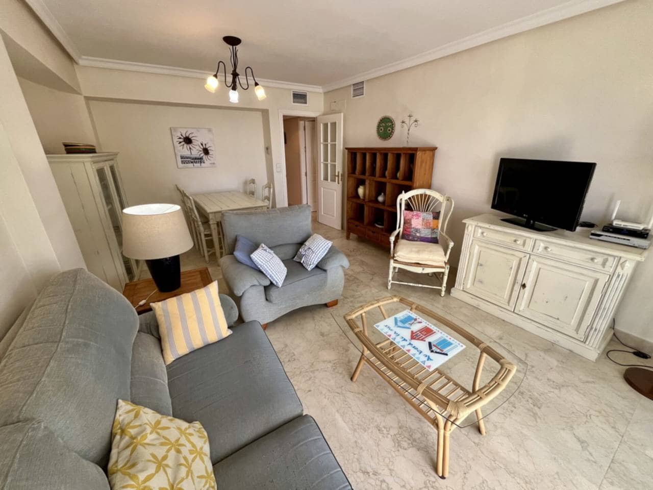 2 soveværelse Lejlighed til salg i Taramay med swimmingpool garage - € 365.000 (Ref: 9751518)