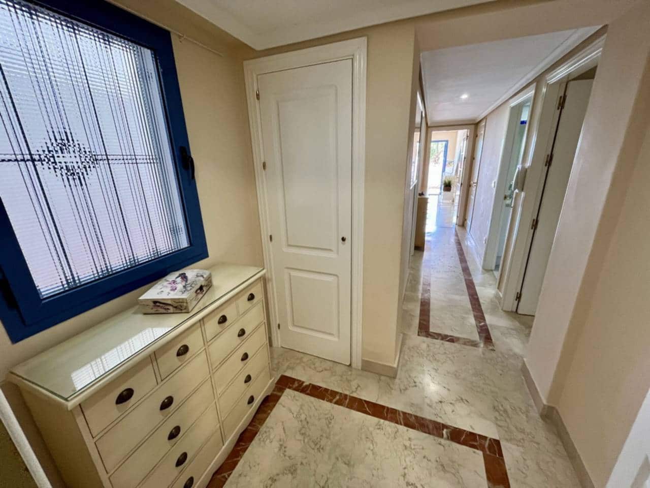 2 soveværelse Lejlighed til salg i Taramay med swimmingpool garage - € 365.000 (Ref: 9751519)