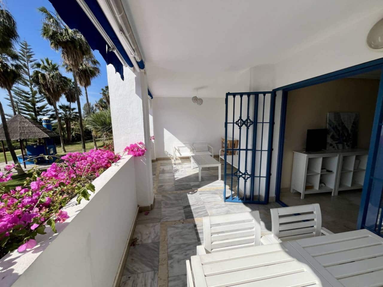 2 soveværelse Lejlighed til salg i Taramay med swimmingpool garage - € 365.000 (Ref: 9751519)