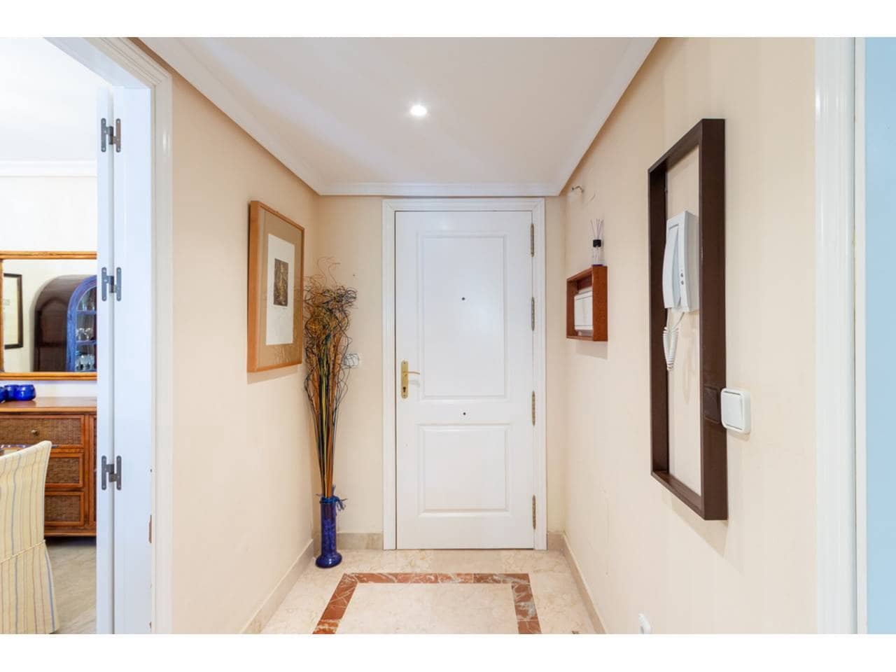 2 soveværelse Lejlighed til salg i Taramay med swimmingpool garage - € 350.000 (Ref: 9751520)