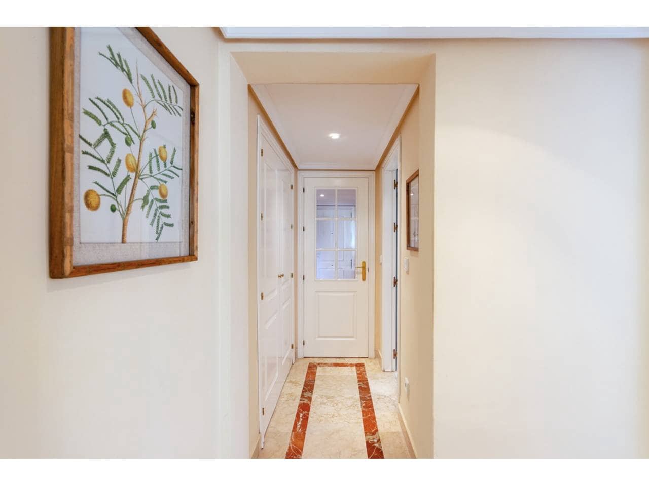 2 soveværelse Lejlighed til salg i Taramay med swimmingpool garage - € 350.000 (Ref: 9751520)