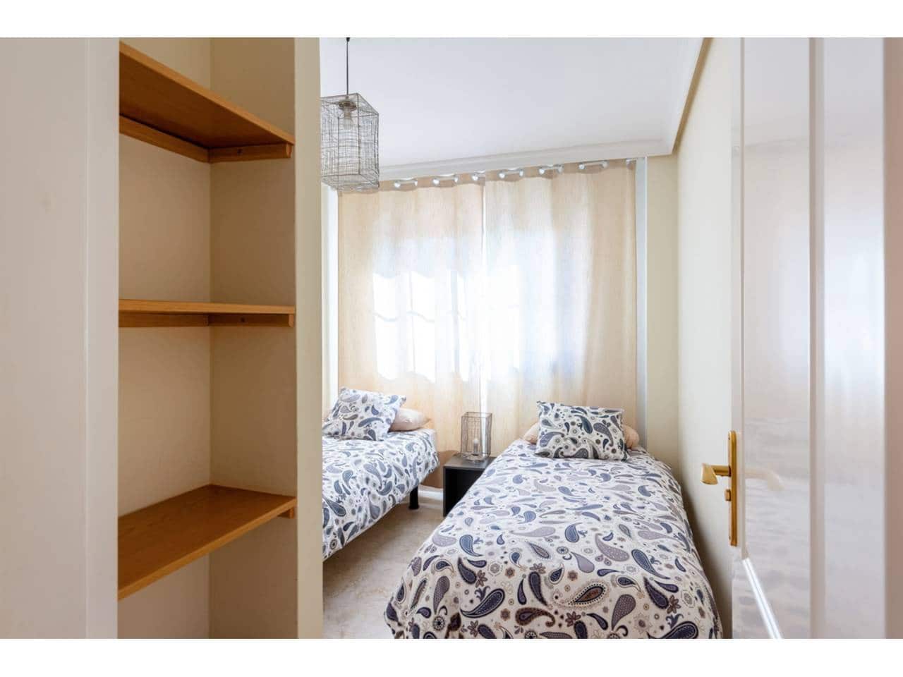 2 soveværelse Lejlighed til salg i Taramay med swimmingpool garage - € 350.000 (Ref: 9751520)