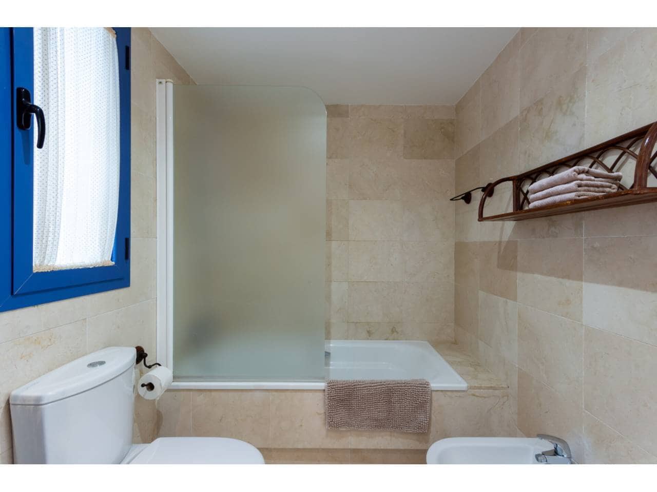 2 soveværelse Lejlighed til salg i Taramay med swimmingpool garage - € 350.000 (Ref: 9751520)