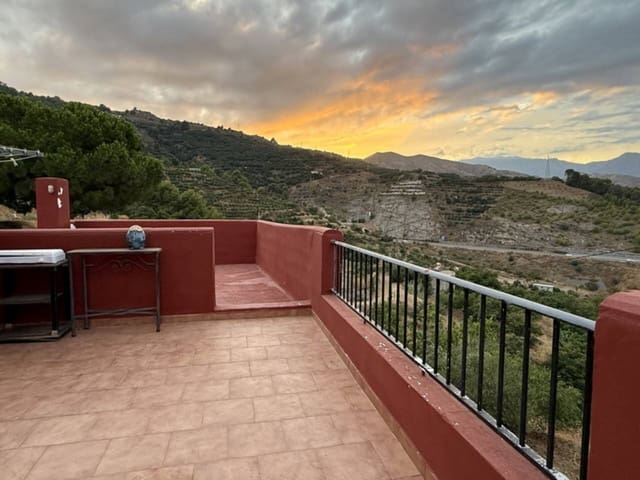 3 makuuhuone Maalaistalo myytävänä paikassa Almuñécar - 200 000 € (Ref: 9771990)