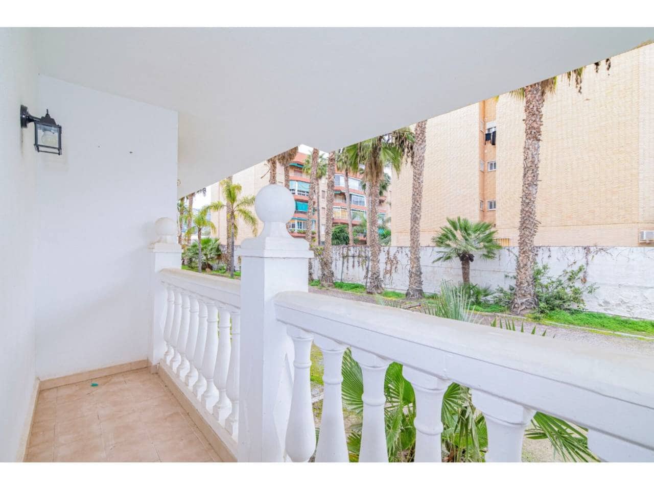 2 soverom Leilighet til salgs i Almunecar med garasje - € 330 000 (Ref: 9777345)