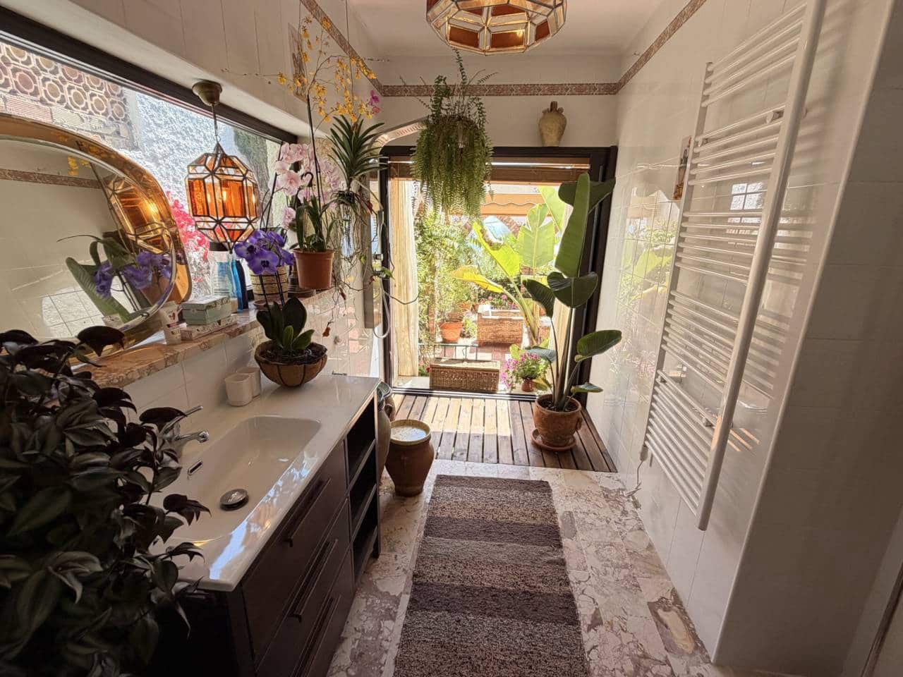 3 soveværelse Villa til salg i Velilla med swimmingpool - € 650.000 (Ref: 9795937)