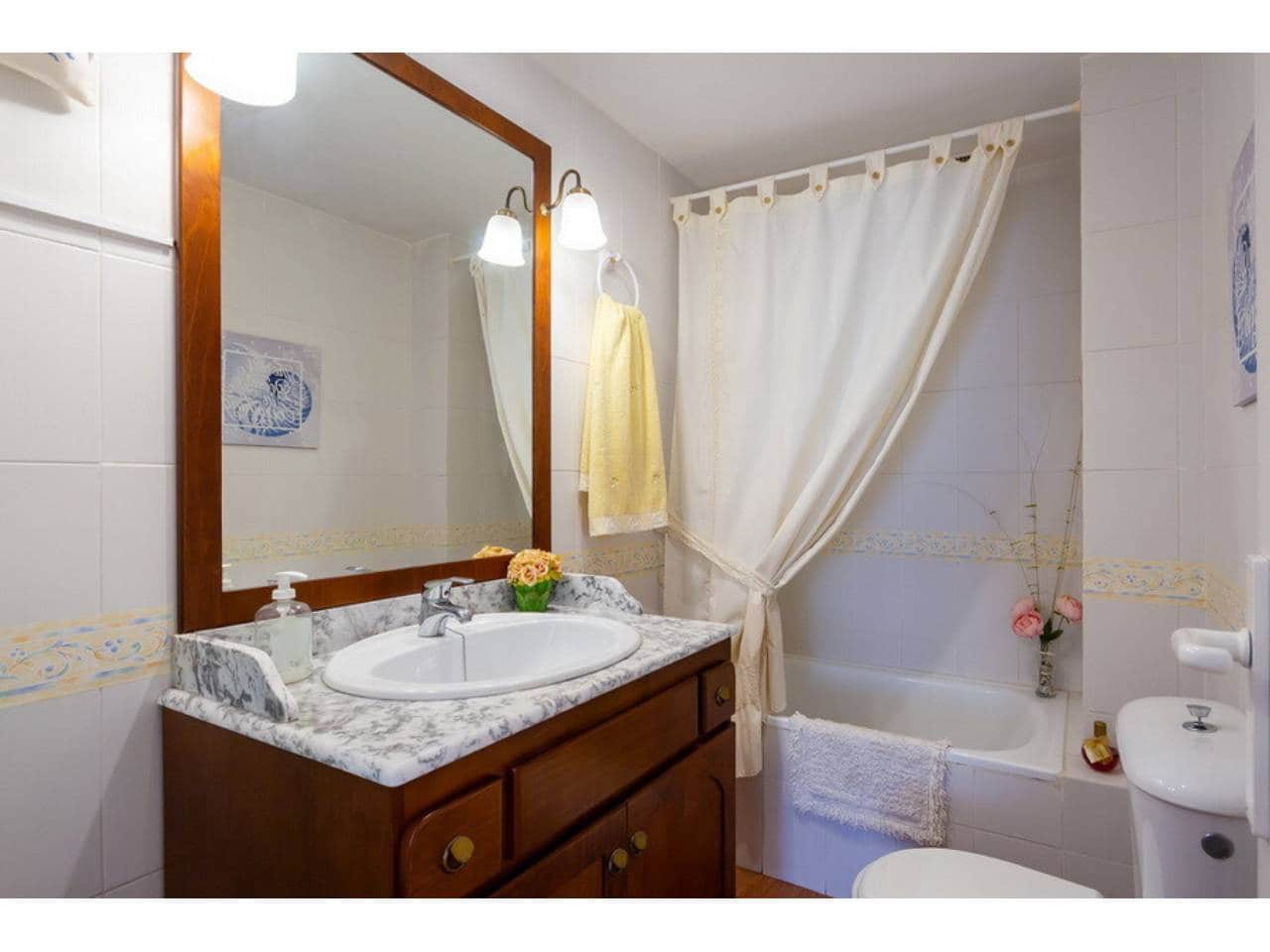 2 bedroom Apartment for sale in Velilla with pool garage - € 290,000 (Ref: 9833145)
