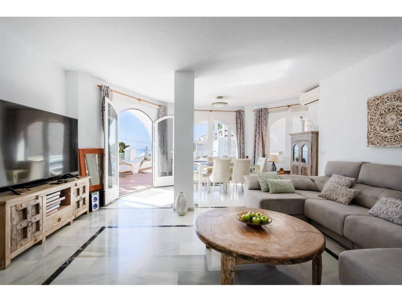 2 slaapkamer Villa te koop in Velilla met zwembad garage - € 565.000 (Ref: 9874376)