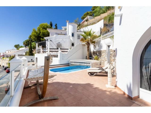 2 soverom Villa til salgs i Velilla, Almuñécar med svømmebasseng garasje - € 598 000 (Ref: 9874376)