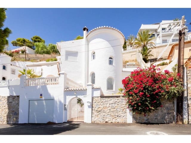 2 soverom Villa til salgs i Velilla, Almuñécar med svømmebasseng garasje - € 598 000 (Ref: 9874376)