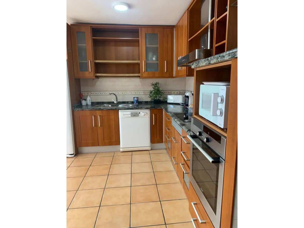 2 sypialnia Apartament do wynajęcia w Velilla - 900 € (Ref: 9877773)